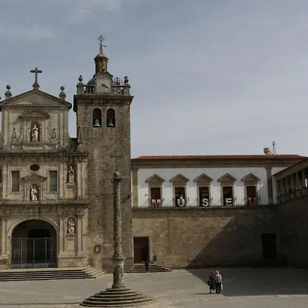 Torre Medieval Апартаменты