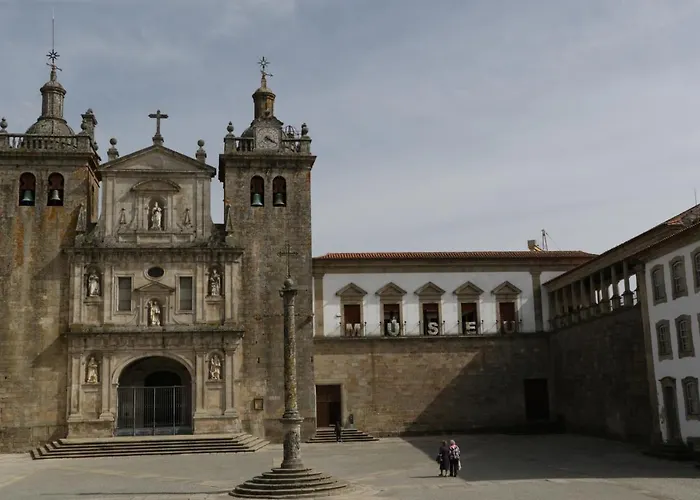 Torre Medieval Апартаменты